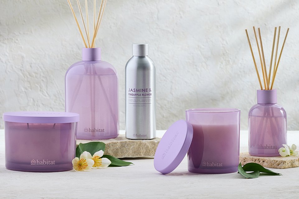 Habitat 500ml scented diffuser with jasmine & pineapple flower scent.